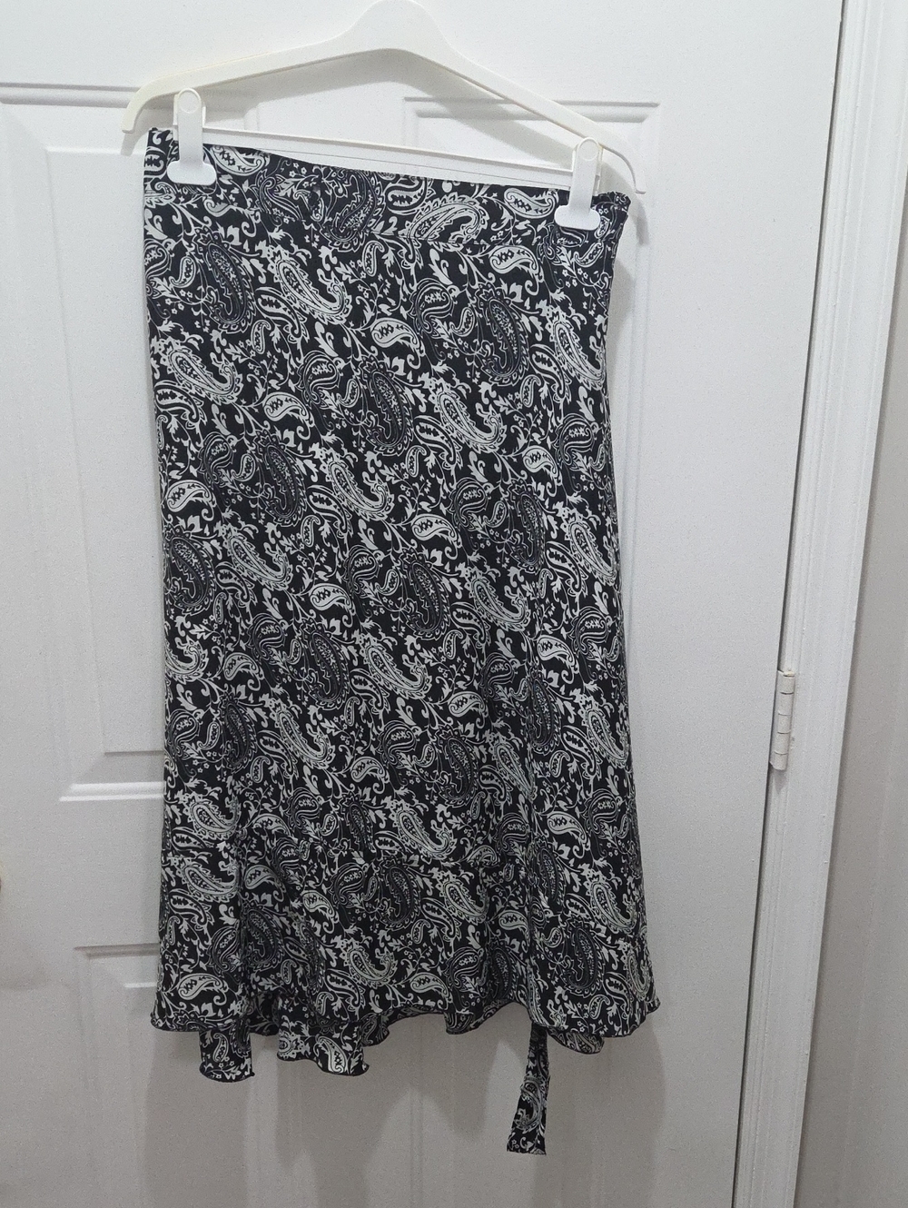 Fully Reversible Black & White Paisley A-Line Wrap Skirt OS